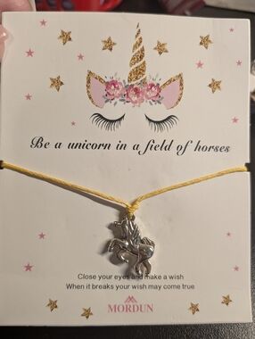 ❣️ 5/25❣️ Silver Unicorn Charm Bracelet